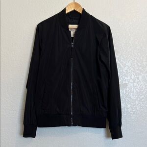 Hollister Men's Lightweight Black Bomber Jacket - Medium